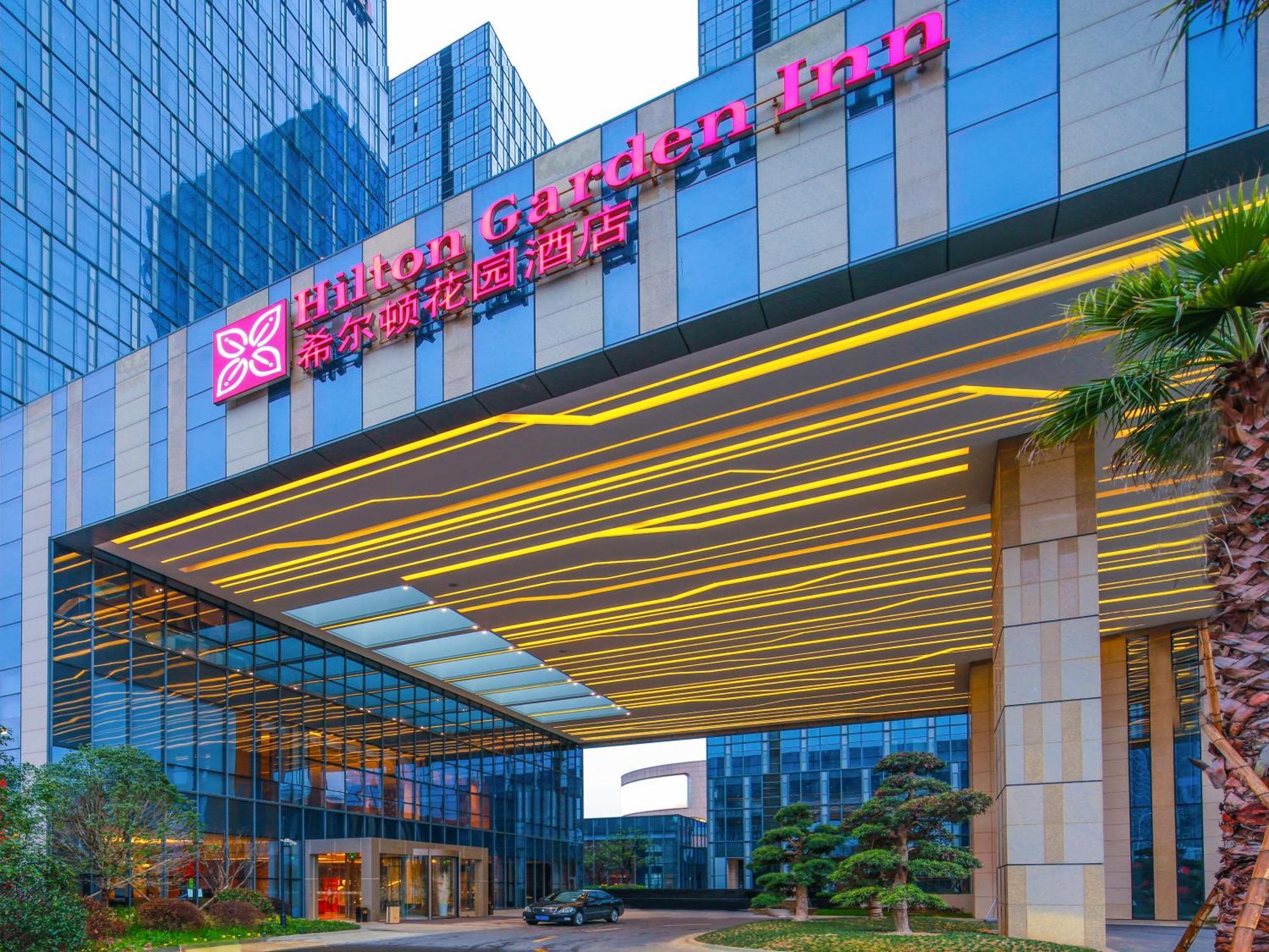 Hilton Garden Inn Ningbo Exterior photo