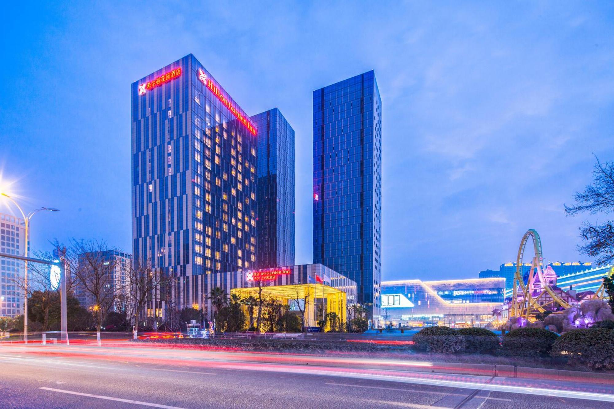 Hilton Garden Inn Ningbo Exterior photo